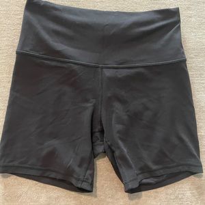 Normal high rise align shorts